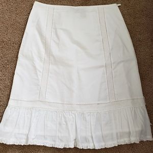 Women's Cute White Detailed Skirt